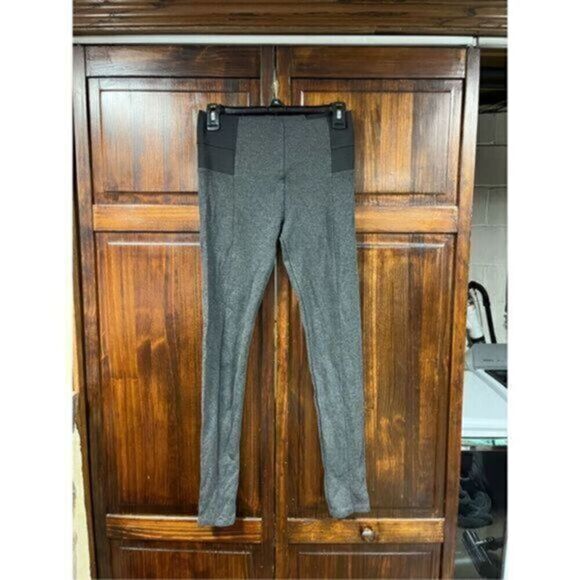 Zara Basic gray leggings with elastic waistband size medium - Picture 1 of 9